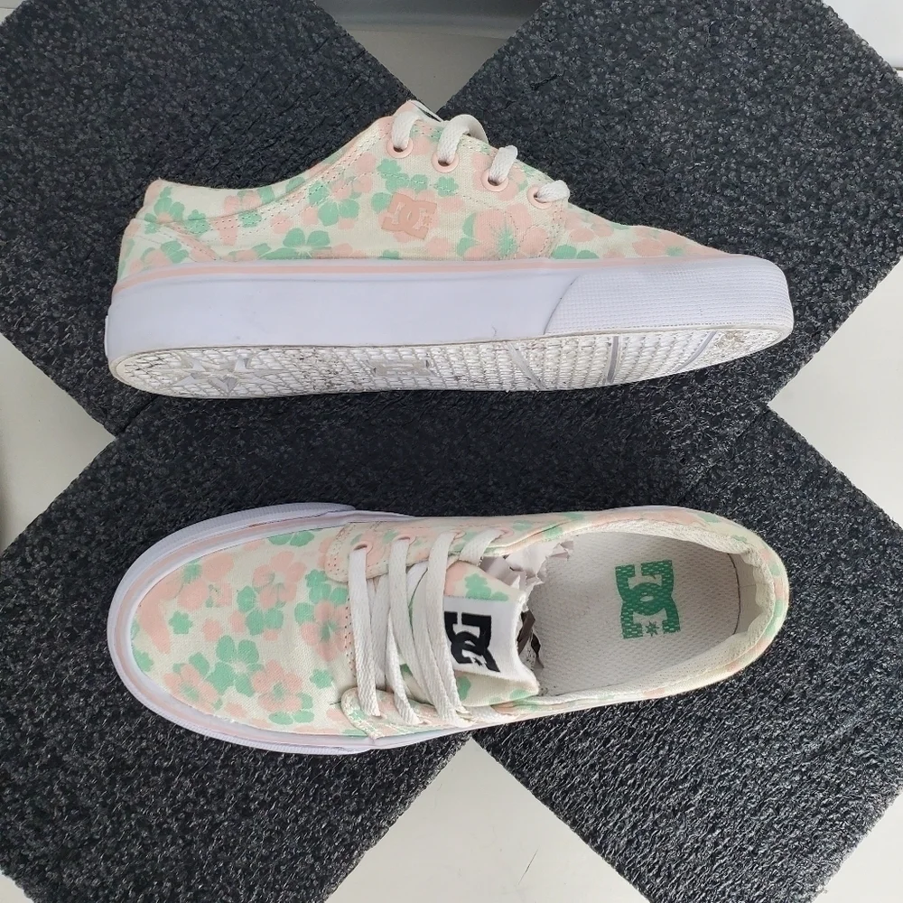 DC Shoes Youth 5 Girl's Trase TX Skate Shoes Floral Design Canvas